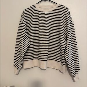 AE black and white strips crewneck